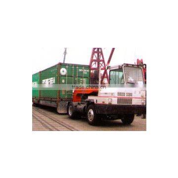 SINOTRUK 4x2 Terminal Container Tractor Truck For Sale photo-4