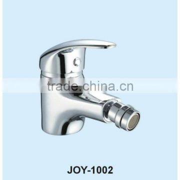 BRASS TRIANGLE BEDIT FAUCET photo-2