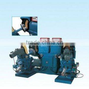 Lid polishing machine for stainless steel utensil