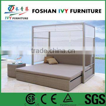 Modern rattan garden furniture beachside sun bed oudoor lounge set