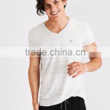 MGOO Customize Your Embroidery Logo Bulk Blank Roll-up Sleeve T-shirts Mens V Collar Cotton T Shirt photo-4