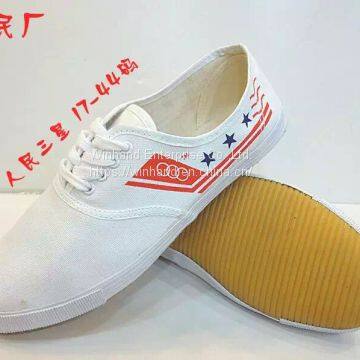 Canvas Sneaker