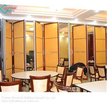 Hanging style Bifold doors Operate partition walls folding type foldable hotel walls room partitions soundproof acoustic dividing wall