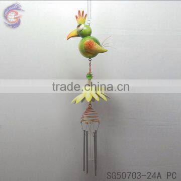 Hanging items of hanging bird decoration with indoor wind chimes