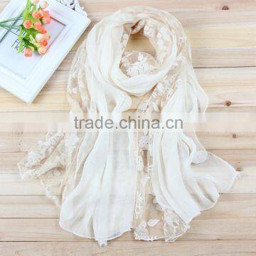 Korea Lady Fashion Flower Embroidery Double Layered Lace Chiffon Scarf photo-6