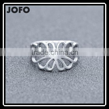 2016 Korean Style Fancy Shaped Stainless Steel Hollow Ring