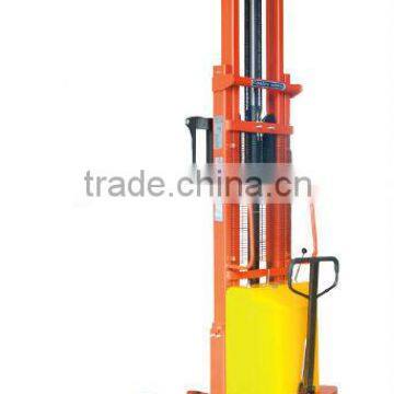 1000kg Capacity Semi-Electric Stacker