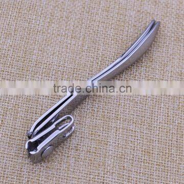 Hot sale fashion custom metal long handle nail clipper