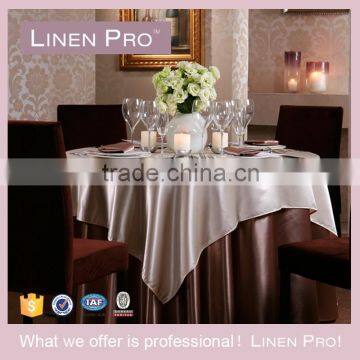 LinenPro Wholesale Fabric Painting Designs on Table Cloth Restaurant Table Cloth