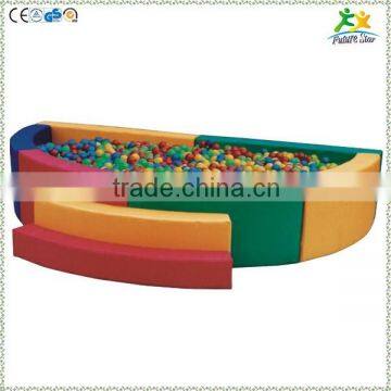 FS-SP-040G customized eco-friendly PVC & EPE & Wood half-round plastic kids pool with sea-balls