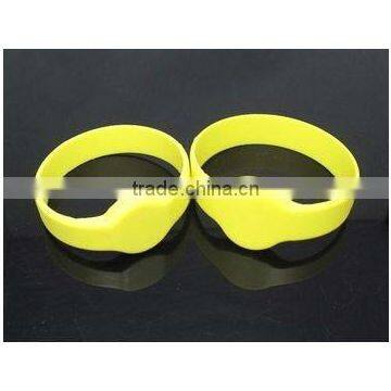 RFID Silicone Wristband for Gym photo-2