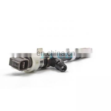 High Quality Diesel Injector 095000-0460  23670-30400 2367030400