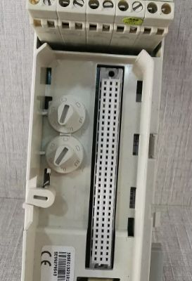 ABB TU813 3BSE036714R1 Module Termination Unit