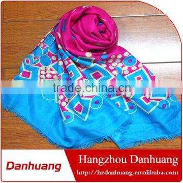 Fashionable voile flower printed long scarf dubai scarf wholesale