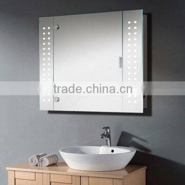 2013 china double door LED lighted mirror cabinet