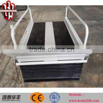 2016 new product small vertical scissor wheelchair lift for wheelchair