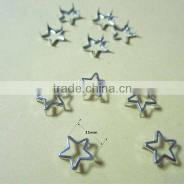 Star-shape brass claw button