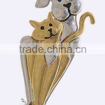 FRIENDLY DOG AND CAT BROOCH