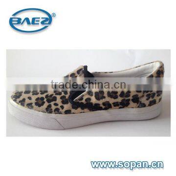 New men's casual shoes with synthetic fur upper and slip on easy style