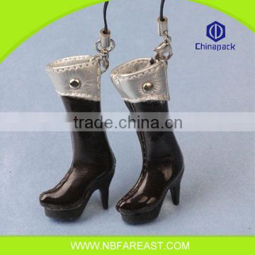 Fashion oem China manufacturer good cheap keychains in bulk