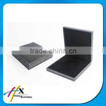 personalized logo velvet jewelry box from manufacturer china