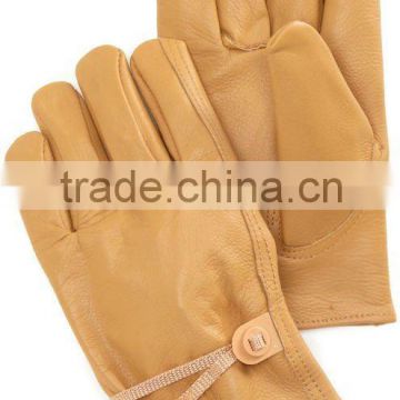 Sheepskin gloves