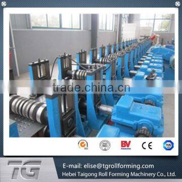 ISO9001 certified high quality effective storage shelf pillar roll forming machine with optimum quality