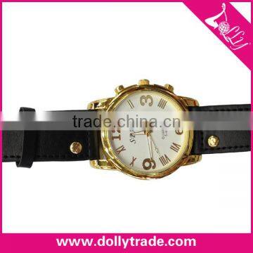 Fashion Men Wrist Quartz Watches with Gold Watch and Black Band