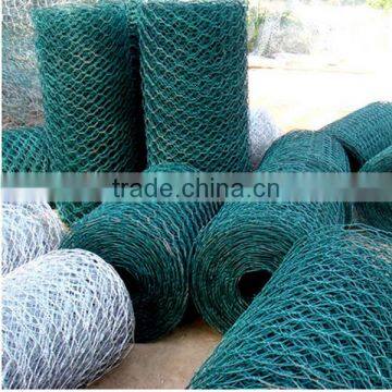 Factory Hot Sale Electro Galvanized Hexagonal Wire Fence Mesh photo-2