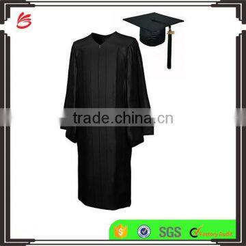 OEM service claassic baccalaureate gown for the graduate with cap