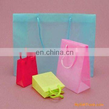 Cheap Custom Clear Plastic shopping bags/plastic cosmetic bag