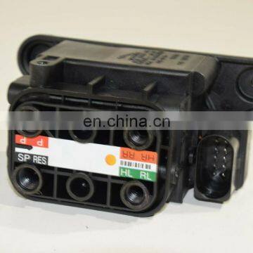 C2D26814 Air Suspension Compressor Pump OEM AW93-3B486-AB 4J-7002V