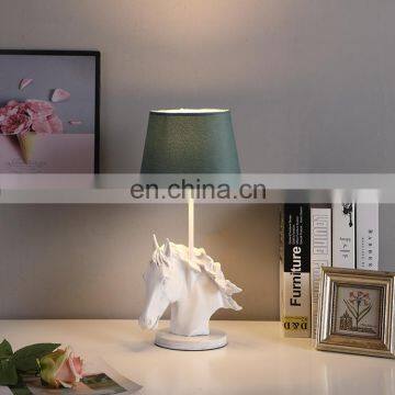 Popular animal shape design resin modern night stand table lamp modern for hotel home office