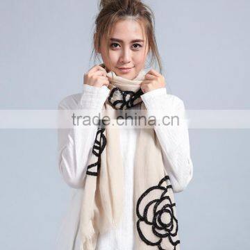 Korean Ladies Fashion Rose Flower Embroidery Shawls and Wraps Wholesale