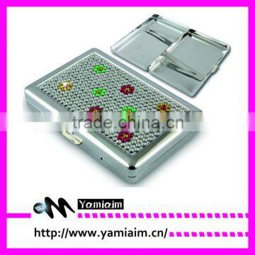 2013 Rhinestone cigarette case. Metal cigarette case with rhinestone.