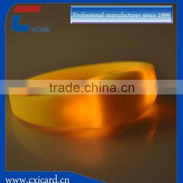 colorful flashing promotional pvc wristband