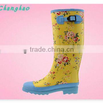 Popular color yellow flower rubber rain boots