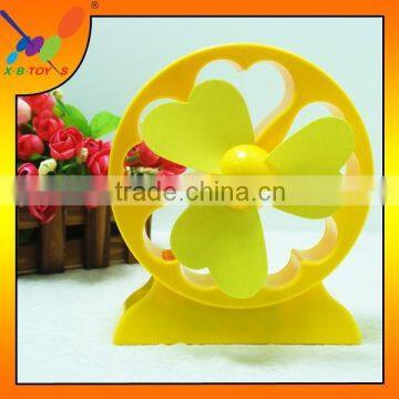 Baby safe desk stand mini electric Fan Summer Cooling rechargable Fan Hot sale Baby Fan