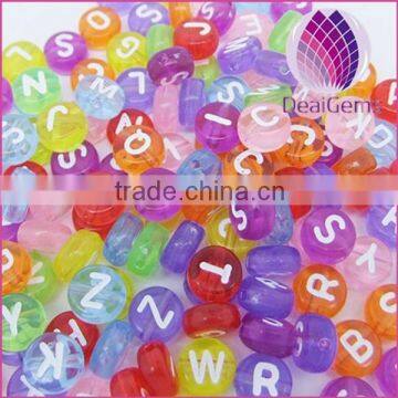 Wholesale beautiful fashion oblate acrylic alphabet beads letter beads alphabet for necklace