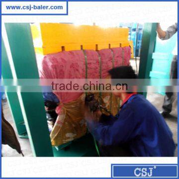 CE Approved High Efficiency Hydraulic Used Clothes Baling Machine