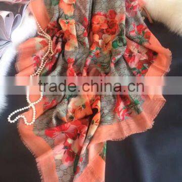 2017flower Top Quality 100% Silk Habotai Printed Square Scarf photo-3