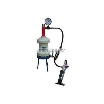 Concrete mixture pressure weepage testing machine