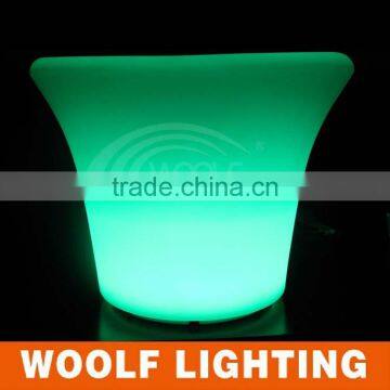 Indoor and Outdoor IP65 Waterproof Level Color Changing Plastic Led Flower Pots Light up Pots Lighting Pot photo-2