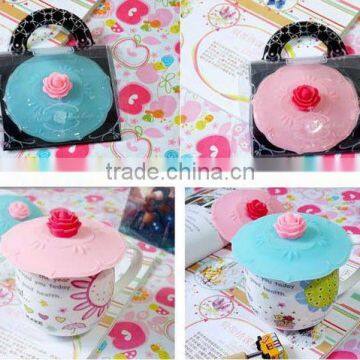 Fashion and cute ceramic coffee cup silicone lid