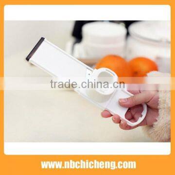 Plastic Garlic Press Slicer/Garlic Slicer/Garlic Chopper photo-2