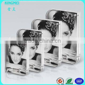 KM-VP50 Factory Custom Absolutely Clear Acrylic Beauty Girl L-shaped Photo Frame & Picture Frame photo-3