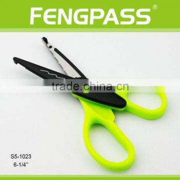 S5-1023 6.25 Inch 2Cr13 Stainless Steel Blade With Colorful Plastic Handle Kids Scissors photo-2