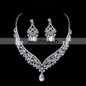 European luxury fashion jewelry women statement crystal fashion necklace set