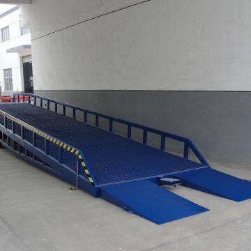 Hydraulic Dock Ramp 6 Ton / 8 Ton Mobile Loading Ramp