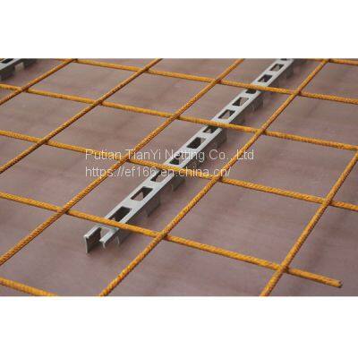 Continuous Plastic Chair Spacers Allow the Reinforcement Steel to be Positioned in the Required Locations. photo-5